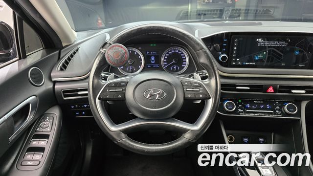 Hyundai Sonata 2021 — photo 19