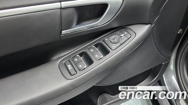 Hyundai Sonata 2021 — photo 27