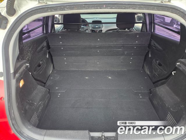 Chevrolet Korea Spark 2017 — photo 13