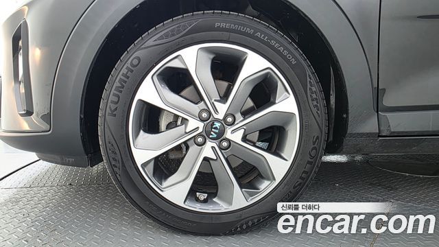Kia Stonic 2018 — photo 5