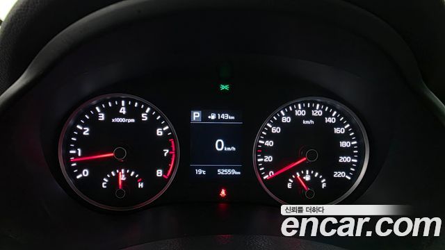 Kia Stonic 2018 — photo 11
