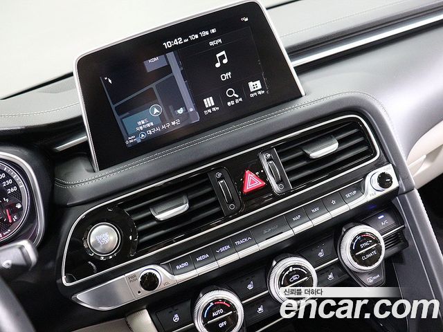 Genesis G70 2019 — photo 7