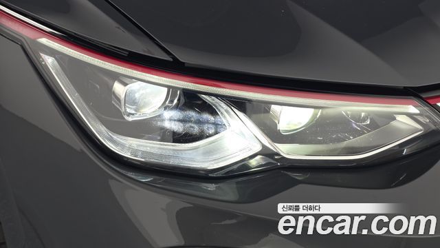 Volkswagen Golf 2024 — photo 8