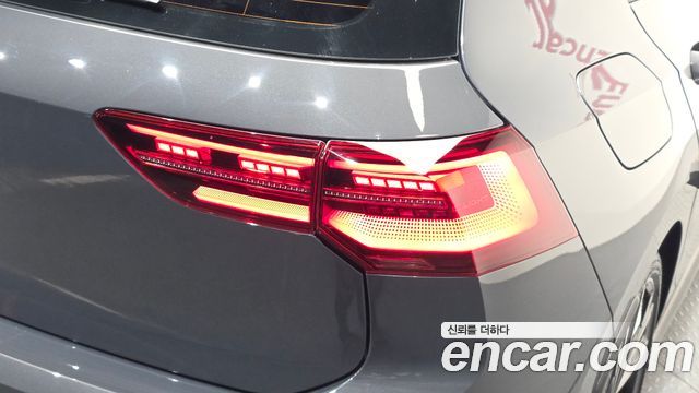 Volkswagen Golf 2024 — photo 9