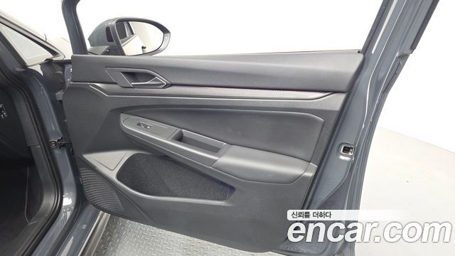 Volkswagen Golf 2024 — photo 14