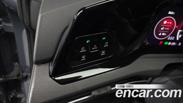 Volkswagen Golf 2024 — photo 27