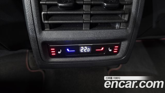 Volkswagen Golf 2024 — photo 31