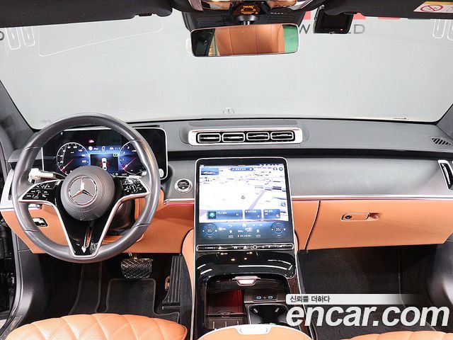 Mercedes-Benz S-Class 2023 — photo 8