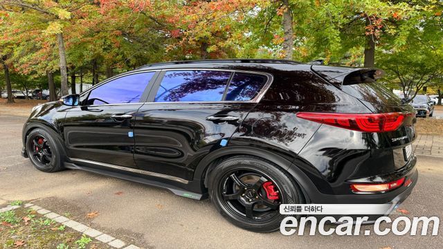 Kia Sportage 2018 — photo 2