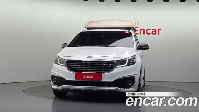 Kia Canival 2017 — photo 3