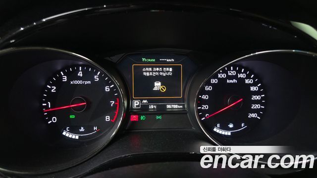 Kia Canival 2017 — photo 8