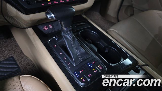 Kia Canival 2017 — photo 9