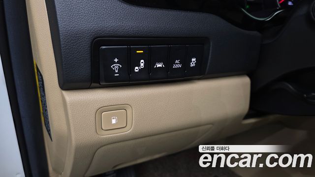Kia Canival 2017 — photo 12