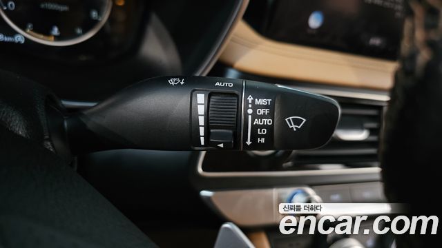Genesis G70 2021 — photo 28