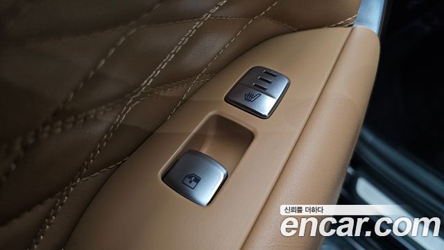 Genesis G70 2021 — photo 29