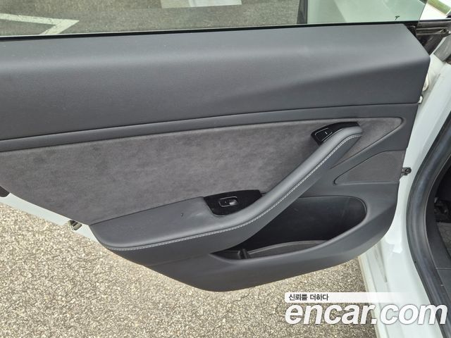 Tesla Model 3 2020 — photo 18