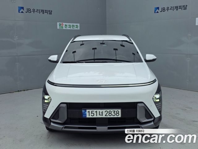 Hyundai Kona 2023 — photo 1