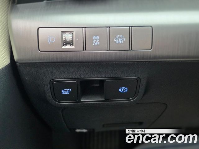 Hyundai Kona 2023 — photo 13