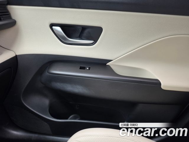 Hyundai Kona 2023 — photo 15