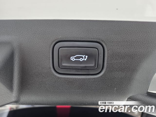 Hyundai Kona 2023 — photo 19