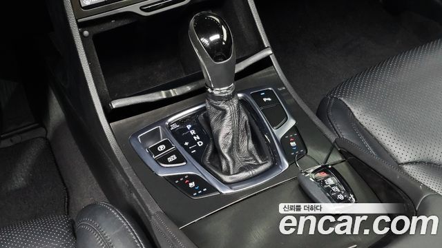 Hyundai Grandeur 2017 — photo 9