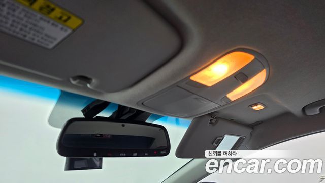 Hyundai AVANTE 2019 — photo 22