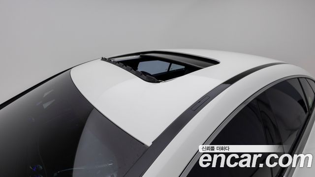 Mercedes-Benz AMG GT 2023 — photo 12