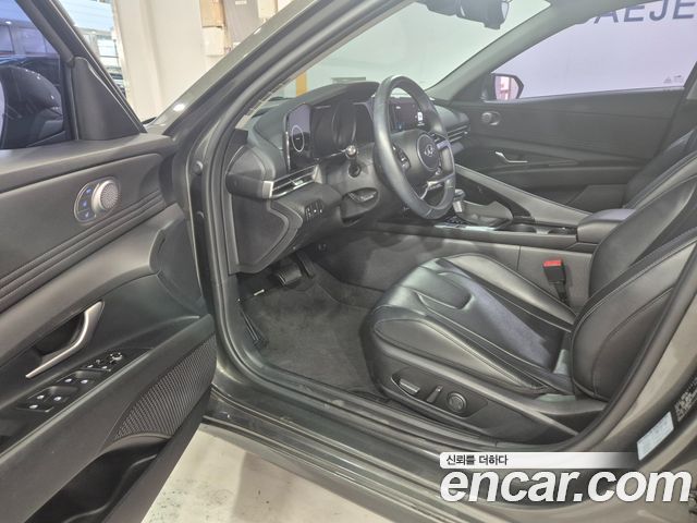 Hyundai AVANTE 2023 — photo 10