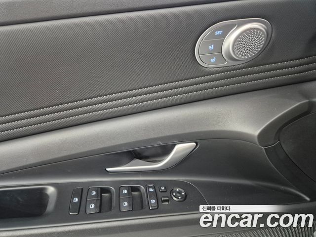 Hyundai AVANTE 2023 — photo 11
