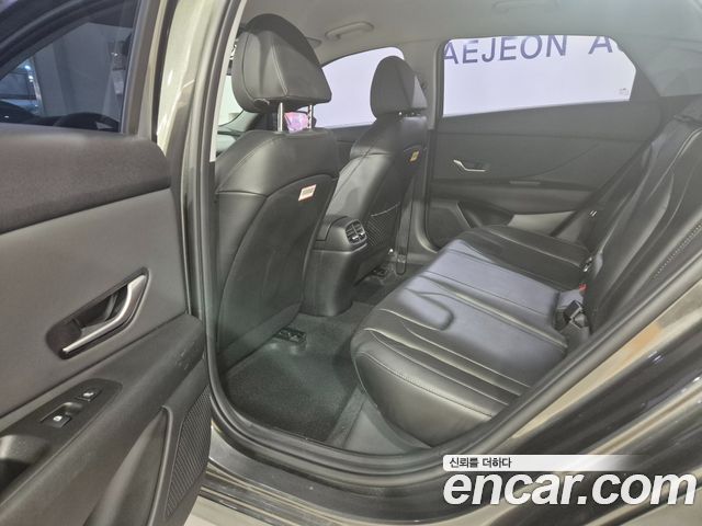 Hyundai AVANTE 2023 — photo 20