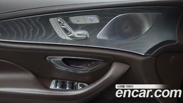 Mercedes-Benz CLS-Class 2021 — photo 29