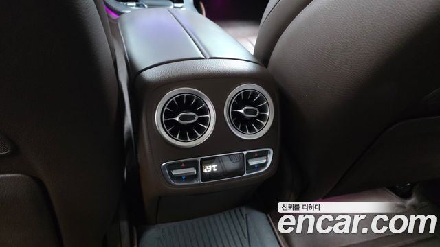 Mercedes-Benz CLS-Class 2021 — photo 30