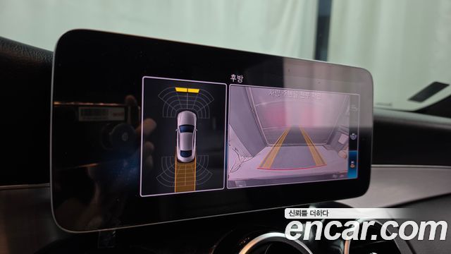 Mercedes-Benz C-Class 2019 — photo 21