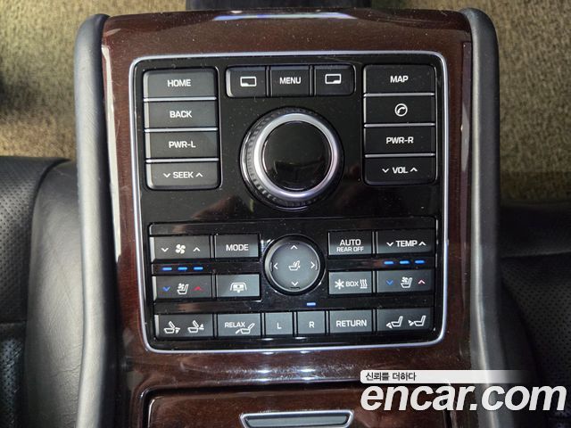 Hyundai Equus 2013 — photo 7