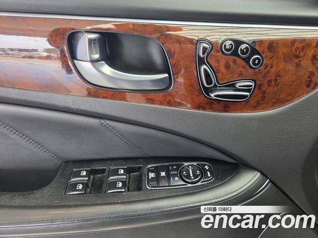 Hyundai Equus 2013 — photo 10