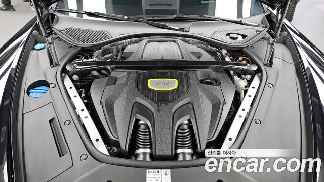 Porsche Panamera 2020 — photo 6
