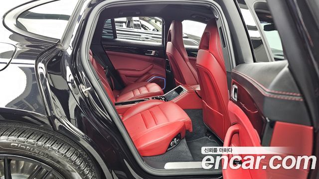 Porsche Panamera 2020 — photo 18
