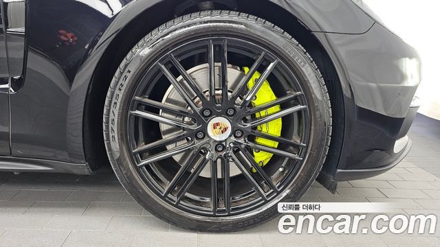 Porsche Panamera 2020 — photo 7