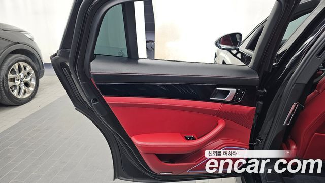 Porsche Panamera 2020 — photo 15