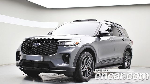 Ford Explorer 2025 — photo 1