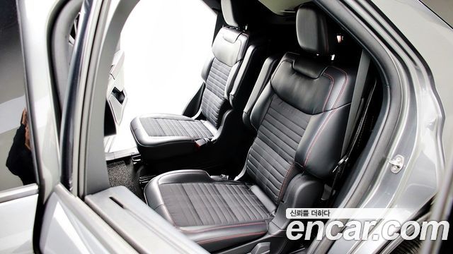 Ford Explorer 2025 — photo 15