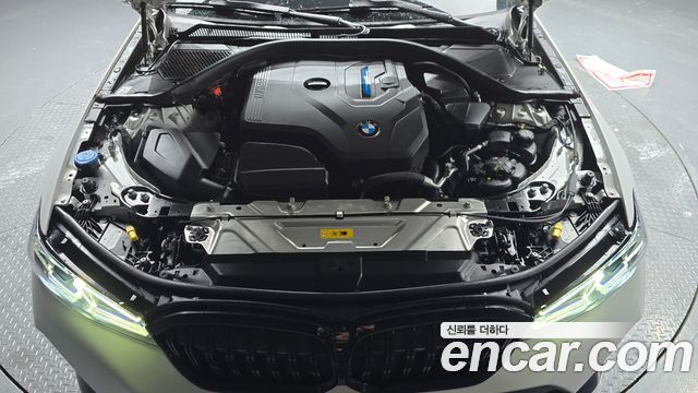 BMW 3-Series 2023 — photo 6
