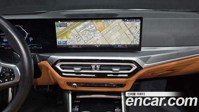 BMW 3-Series 2023 — photo 19