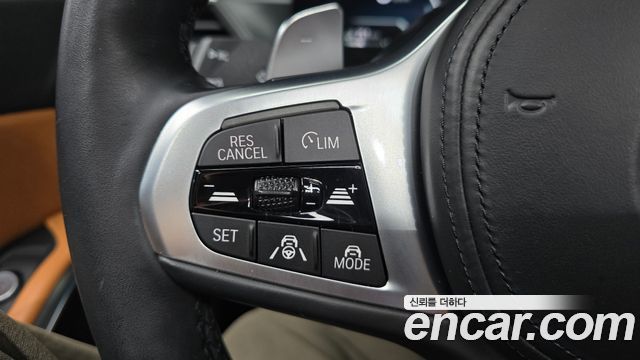 BMW 3-Series 2023 — photo 23