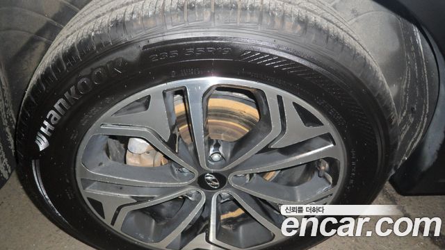 Hyundai Santafe 2019 — photo 17