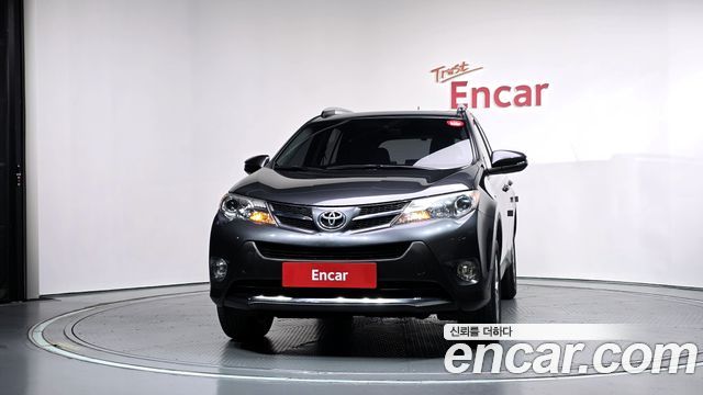 Toyota RAV4 2013 — photo 3