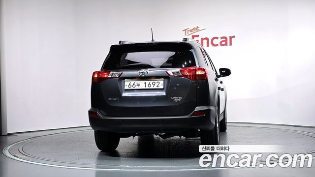 Toyota RAV4 2013 — photo 4
