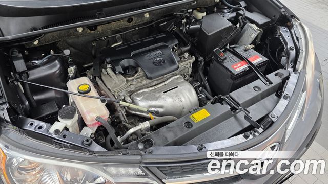 Toyota RAV4 2013 — photo 6