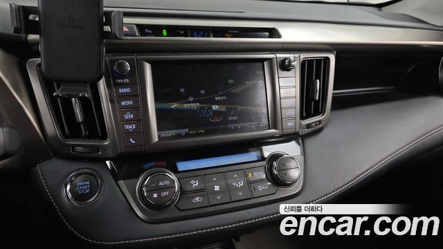 Toyota RAV4 2013 — photo 14