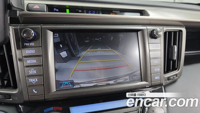 Toyota RAV4 2013 — photo 15